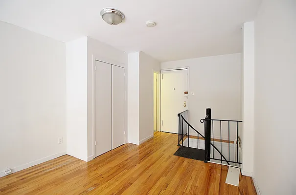 Rented by Julianna Realty Corp | media 18