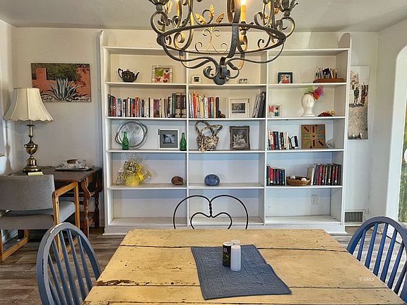 5th image of 129 E Haskins Rd