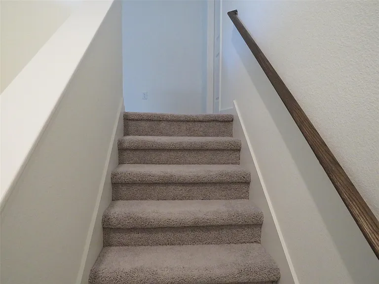 611 Delaware Ave — Photo 17