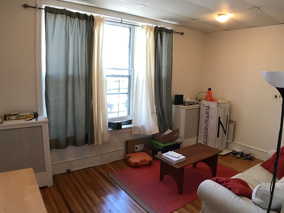 4520-spruce-st-1f-4