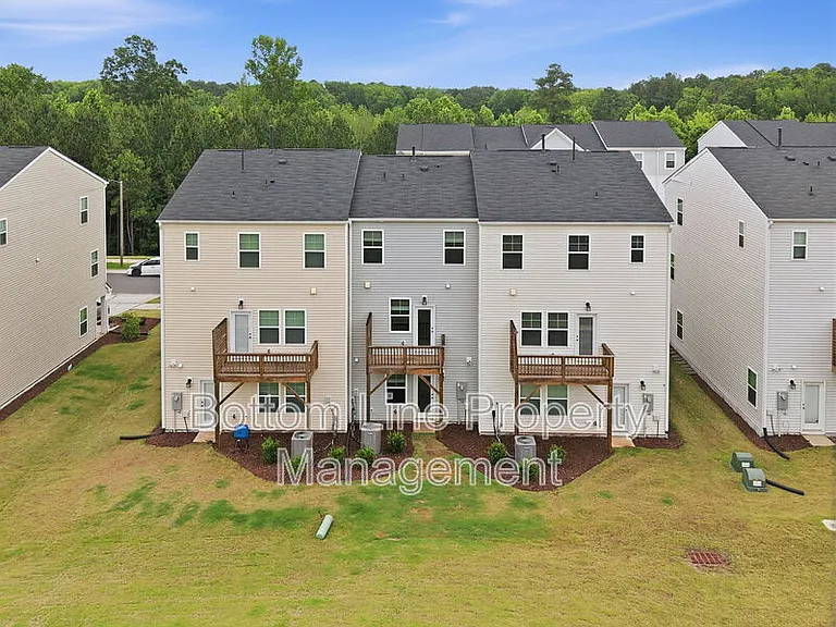 1112 Lily Loch Way — Photo 13