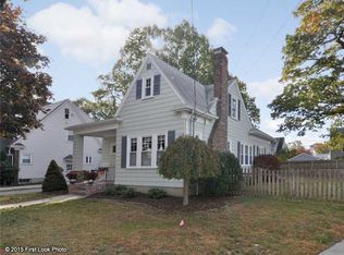 67 Greylock Ave, Cranston, RI 02910
