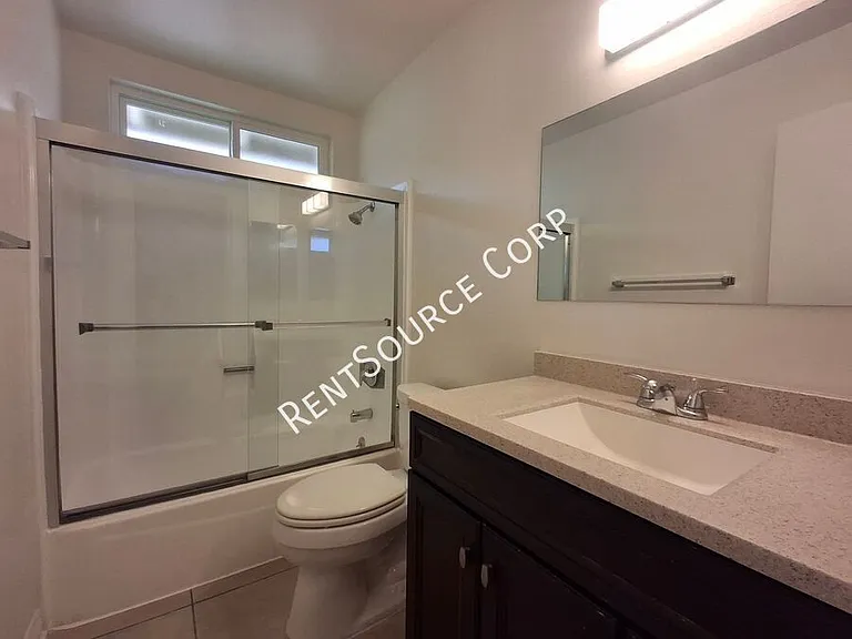 25000 Walnut St #12 — Photo 11