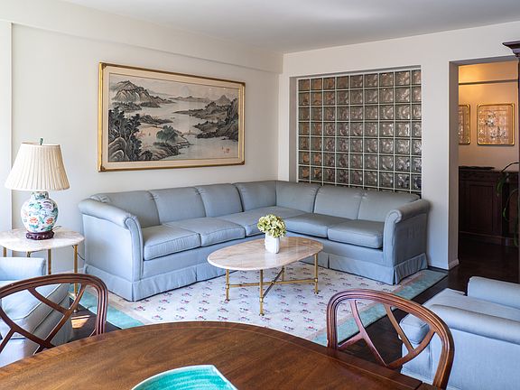 4th image of 45 W 10th St APT 3G