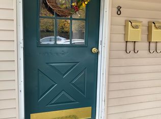 8 Golf Ave #2, New Hartford, NY 13413