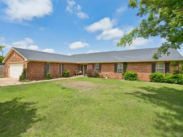 881 Moffat Rd NW, Piedmont, OK 73078