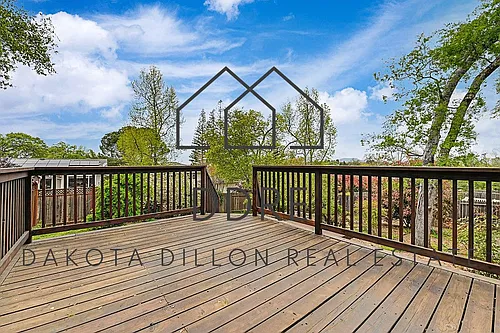 2508 Willowdale Dr Photo 1