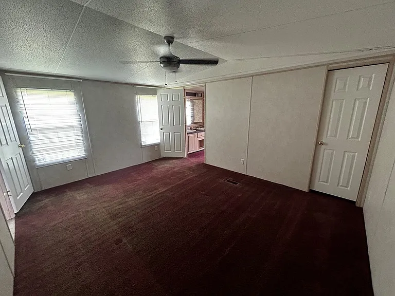 2444 Spooner Quarter Rd — Photo 14
