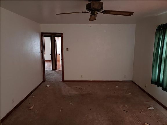 2nd image of 605 S Hico St
