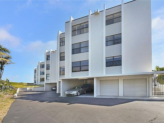 4th image of 1289 NE Ocean Blvd APT 11