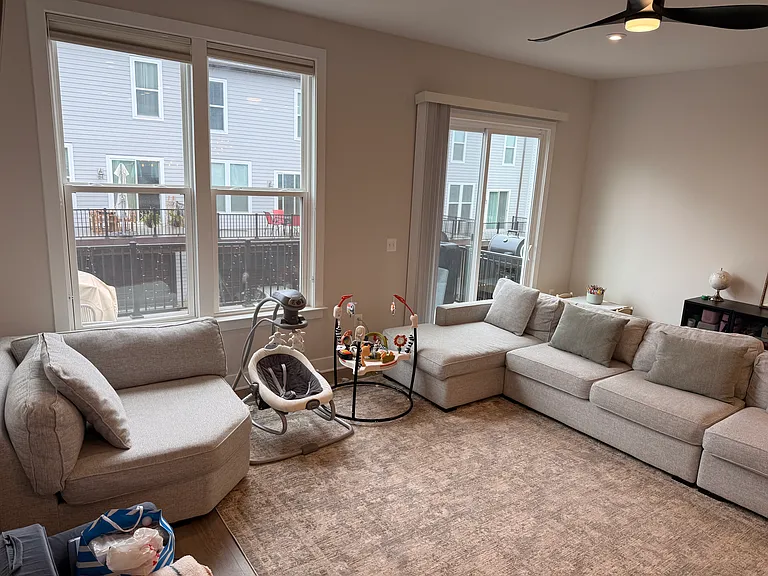 2419 Liberty Loop — Photo 4