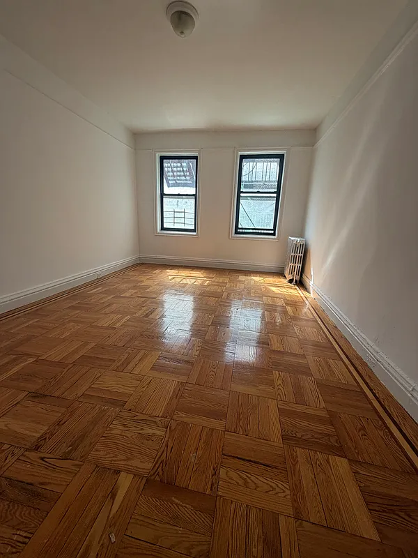 3470 Cannon Place J23