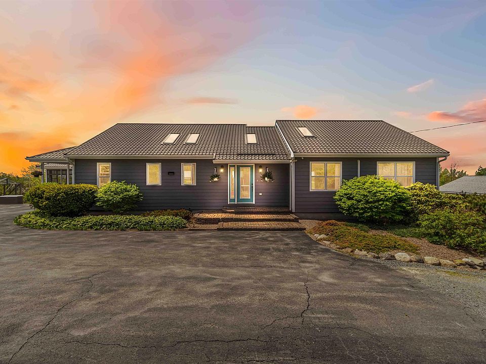 1st image of 30 Lacey Ln