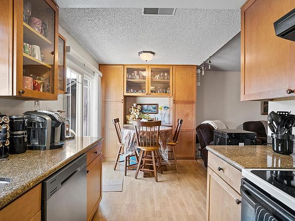 4th image of 3012 Kounias Dr