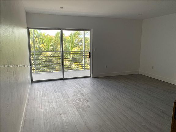 4th image of 301 Sunrise Dr APT 4BW