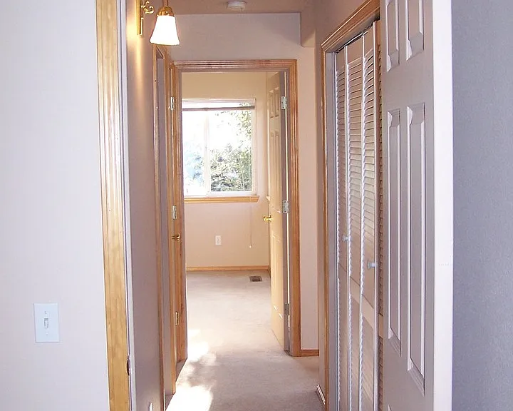 1133 NE Hidden Valley Dr #A-D — Photo 11