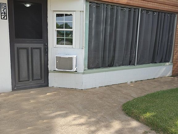 2nd image of 5747 Murdoch Ave