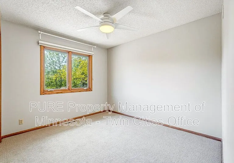 10247 Nottingham Trl — Photo 27