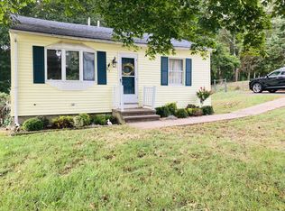 87 Elmridge Rd, Pawcatuck, CT 06379