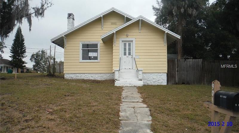 1st image of 901 E Citrus Ave