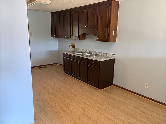 4th image of 92 Fawn Path Unit A