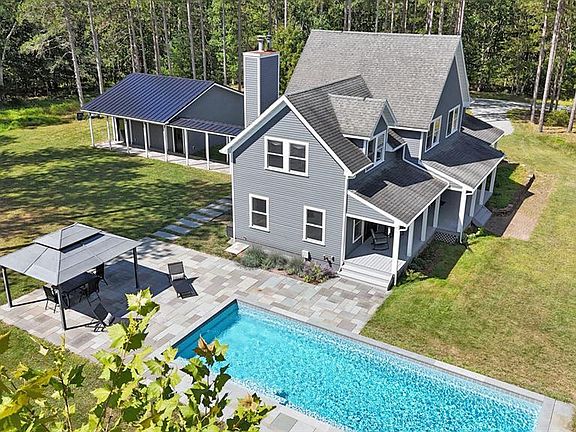 2nd image of 118 Froehlich Drive