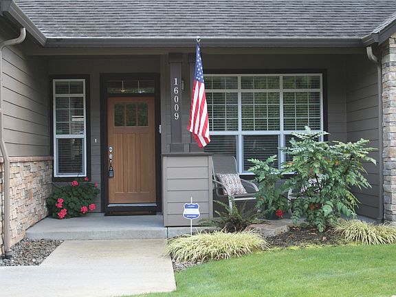 2nd image of 16009 NE 102nd Way