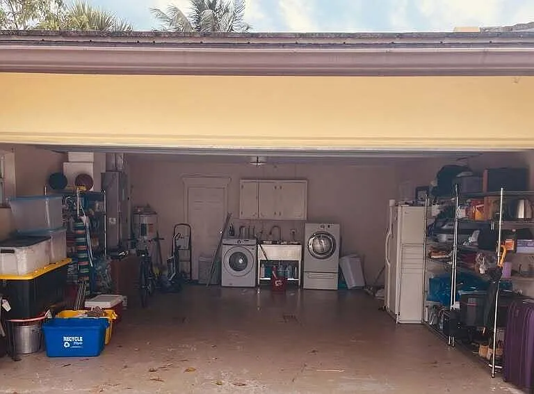 7834 Edgewater Dr — Photo 52