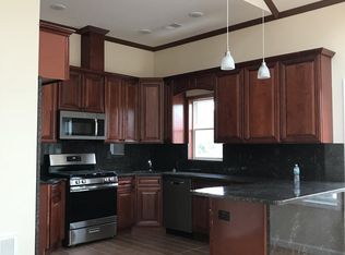 115 Dwight St, Jersey City, NJ 07305