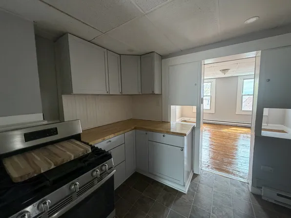 561-565 Congress St, Troy, NY