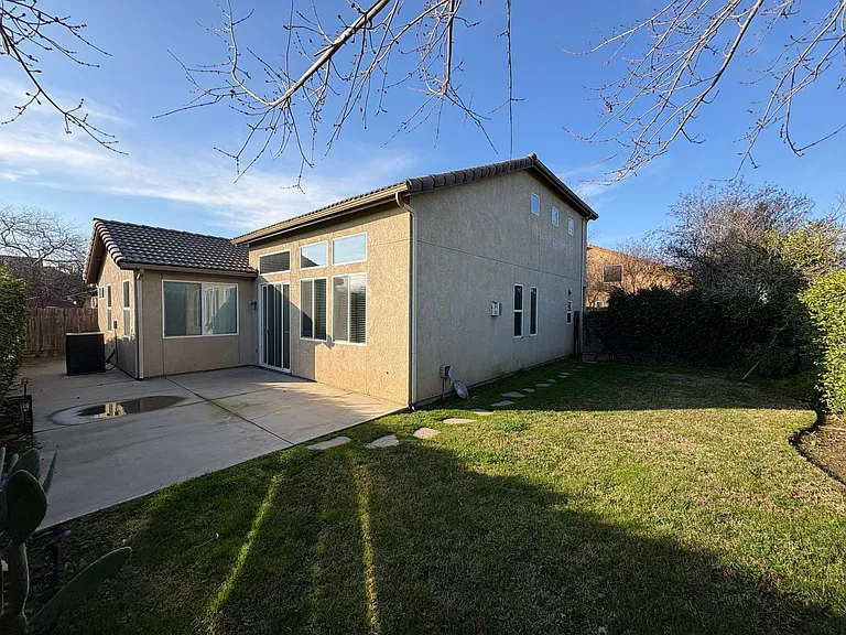 3310 N Tilden Ct — Photo 33
