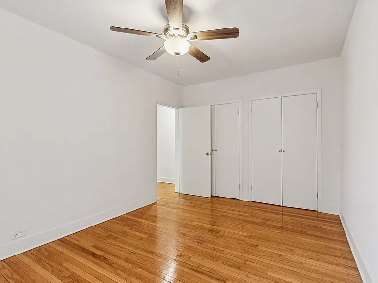 6200 N. Hoyne — Photo 12