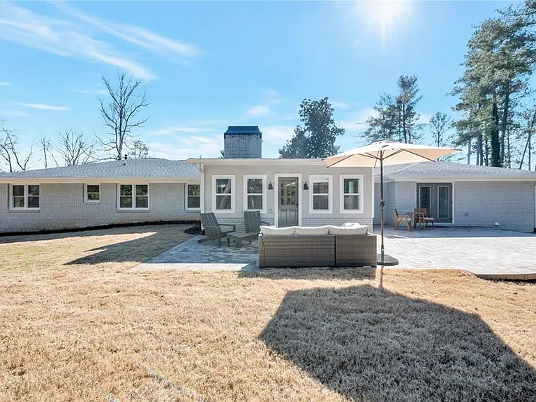 345 Pine Grove Rd — Photo 29