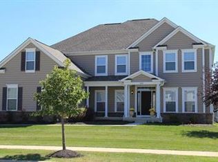 1893 Mallow Ln, Grove City, OH 43123