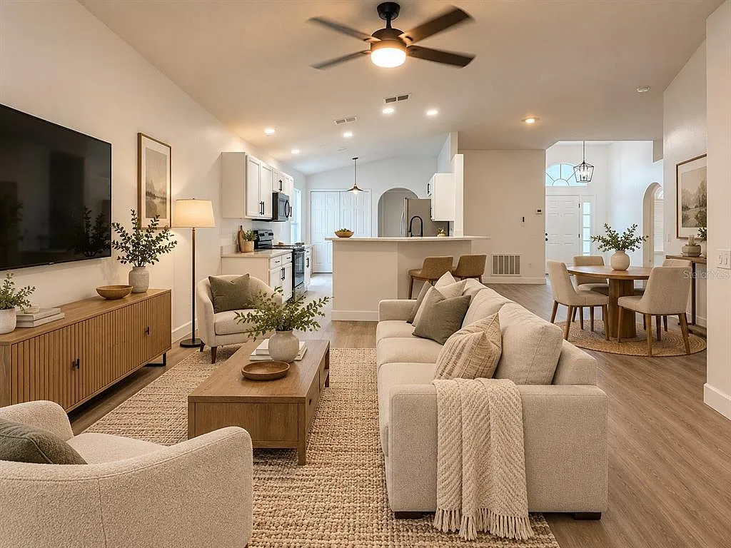 3 bed, 2.0 bath, 1652 sqft, $2,495 — Photo 3