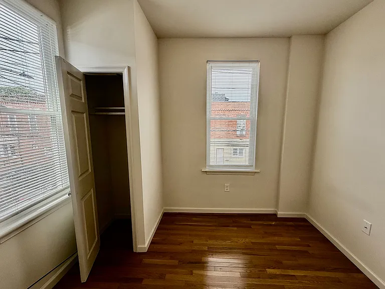 2000 S Chadwick St — Photo 16