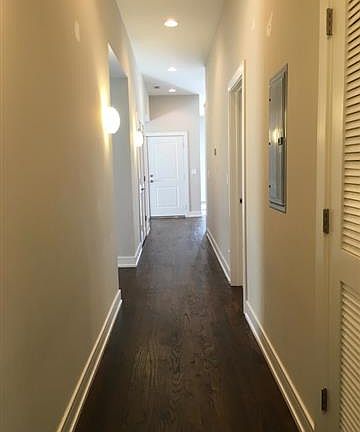 3rd image of 2404 W Cortland St #2408-1W