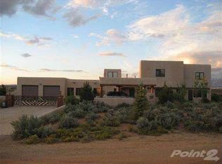 64 Irish Rd, Ranchos De Taos, NM 87557