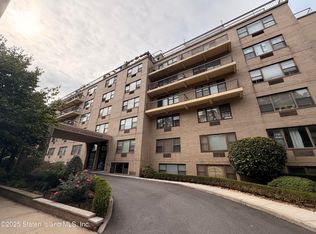 175 Zoe St APT 6C, Staten Island, NY 10305