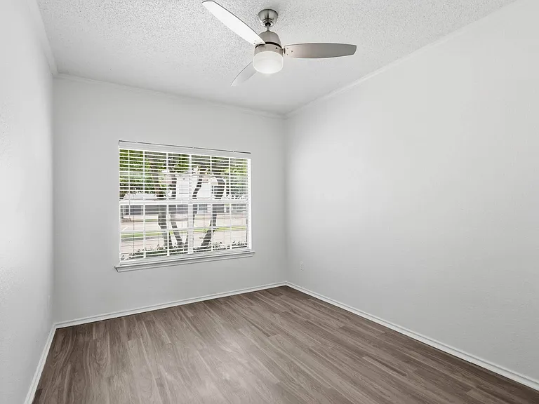 Aventura Cimarron — Photo 6