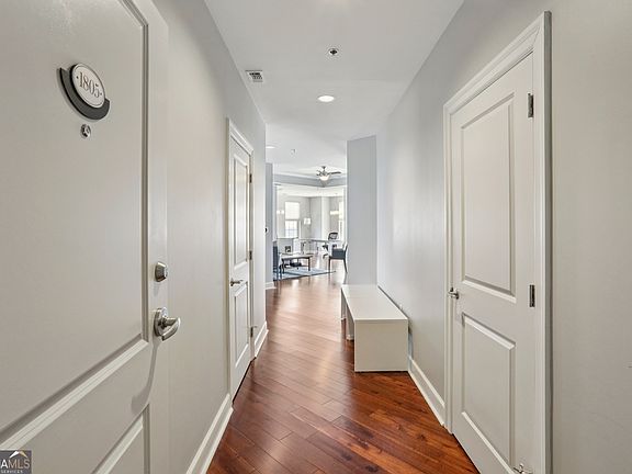 2nd image of 325 E Paces Ferry Rd NE APT 1805