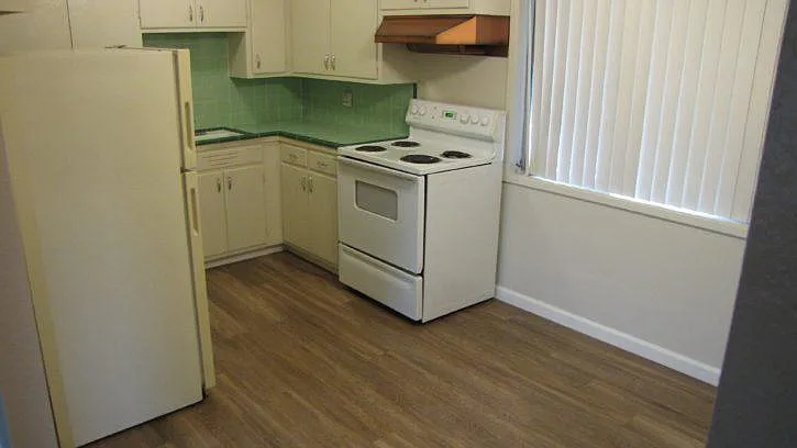 2657 Riverside Blvd #8A — Photo 8