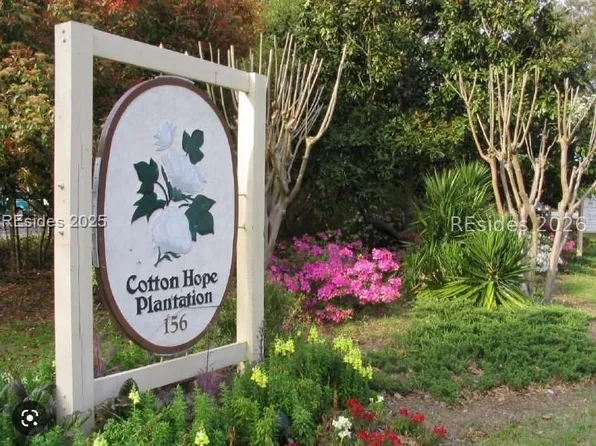 156 Dillon Rd APT 211, Hilton Head Island, SC 29926