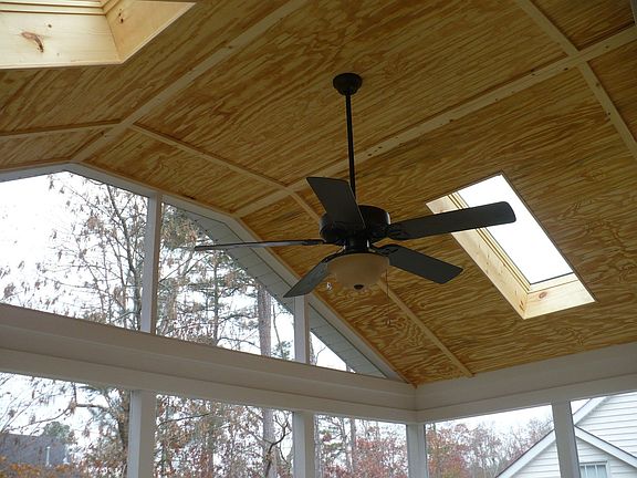 screened porch & ceiling fan