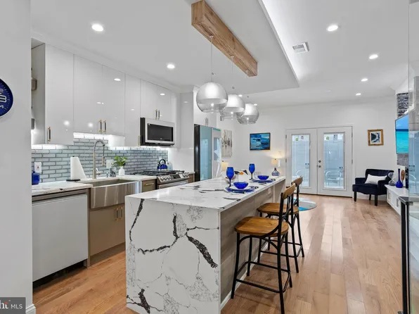 434 Dickinson St, Philadelphia, PA 19147