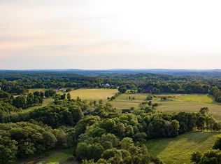 24 Candlewood Rd, Ipswich, MA 01938