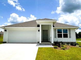 3402 Phoenix Ct, Crestview, FL 32539