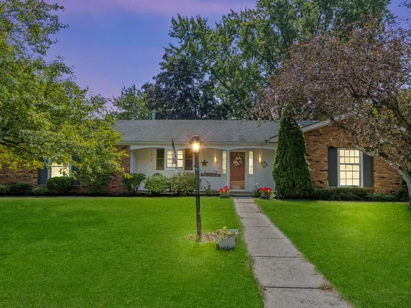 5430 Exeter Dr, Fort Wayne, IN 46815