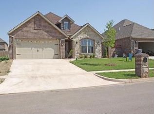 3604 NE Cypress Ln, Lawton, OK 73507