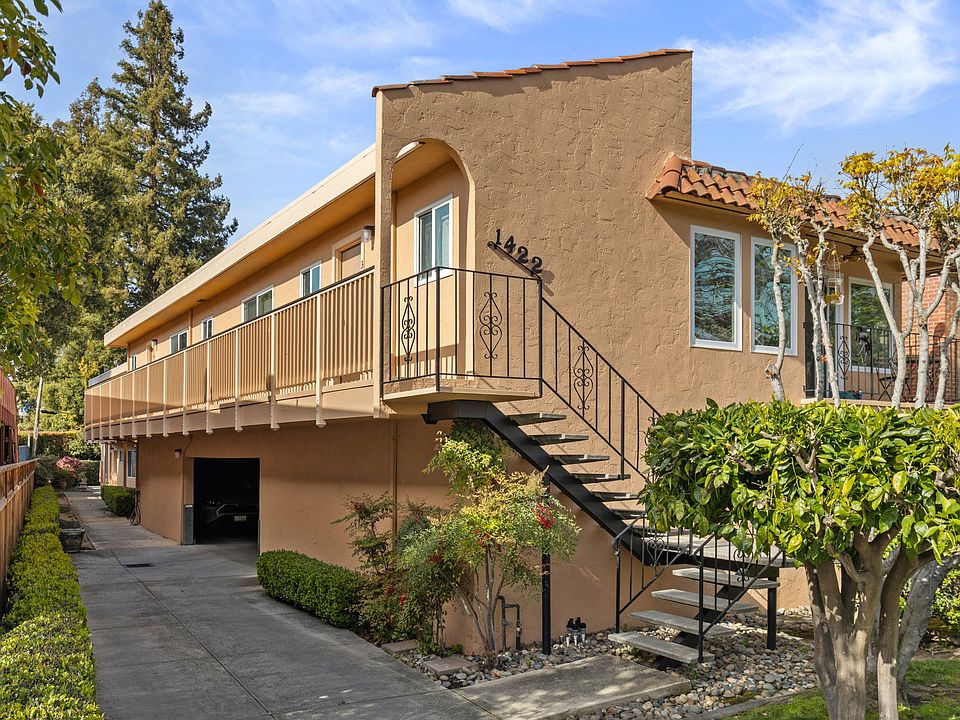 1st image of 1422 Floribunda Ave APT 4